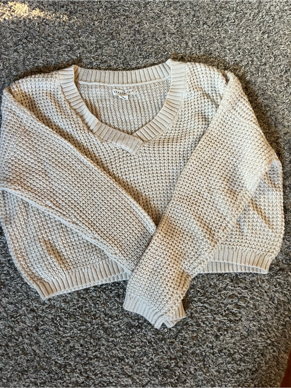 Aeropostale Cream Knit V-Neck Sweater Cropped